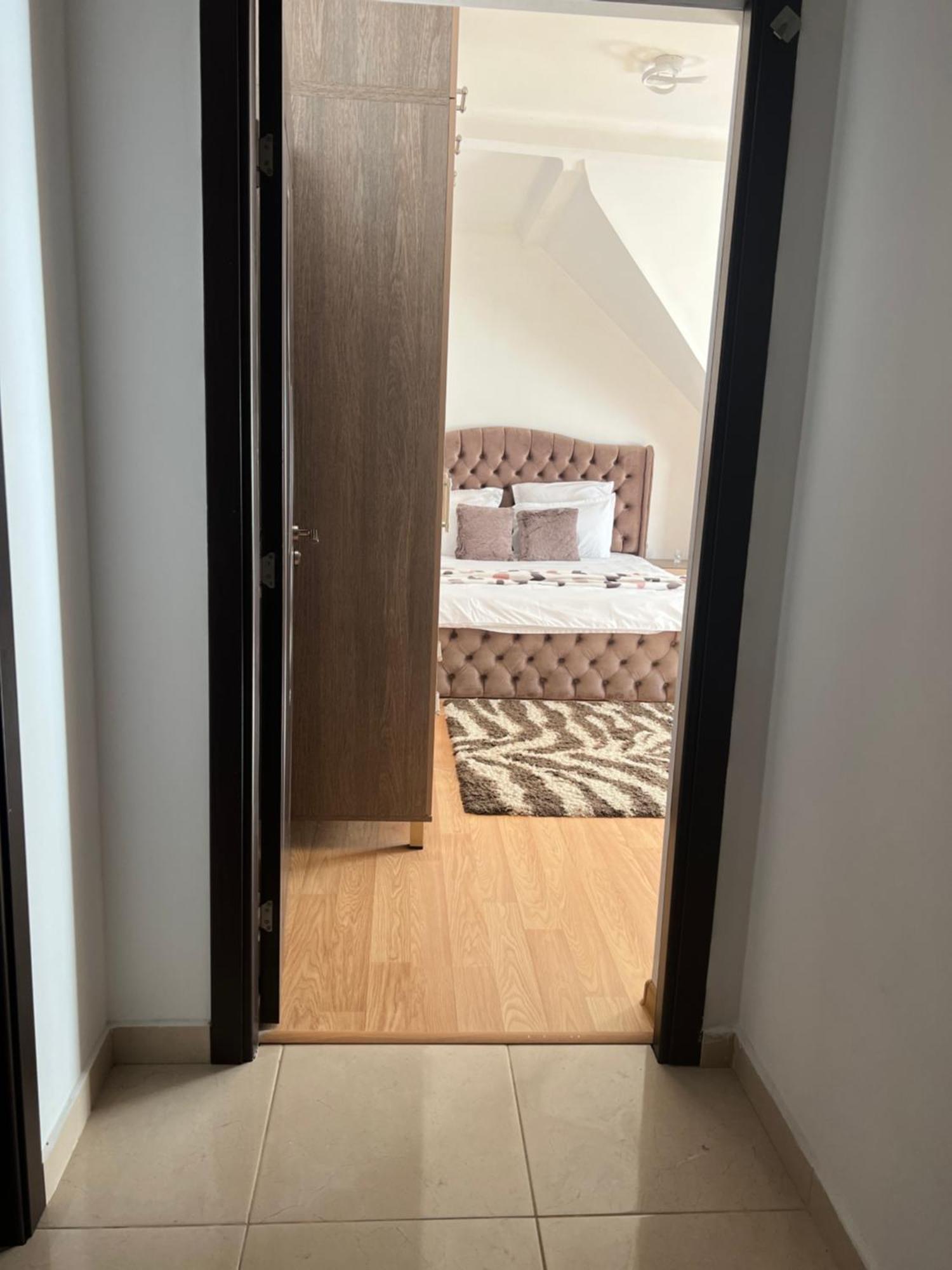 Central Studio 28 Sinaia Luaran gambar